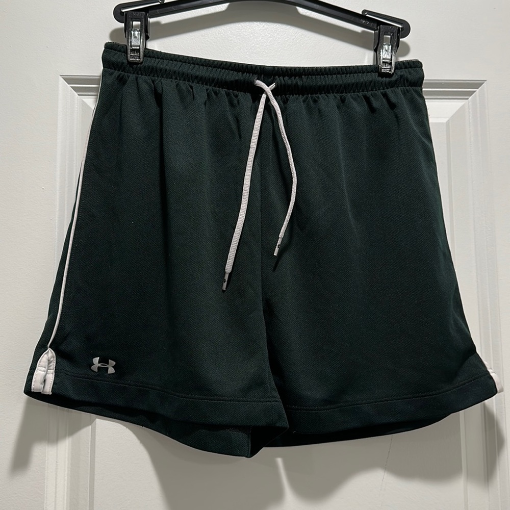 Under armour black athletic shorts